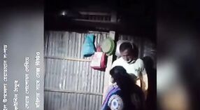 Стремительный сексуальный контакт бенгальской красотки Сасур 1 минута 50 сек