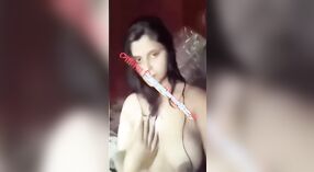 Belleza Latina Muestra Sus Habilidades De Succión 4 mín. 20 sec