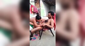 Desi vrouw gets haar fill van lul en seks met haar vader in deze snelle video 1 min 20 sec