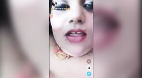 Desi bhabi consigue abajo y sucio en vivo TV 18 mín. 20 sec