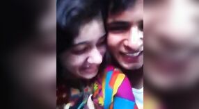 Heiße pakistanische Freundin wird im Schlafzimmer ungezogen 3 min 20 s