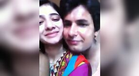 Caldo Pakistani Fidanzata Prende Cattivo in Il Camera da Letto 4 min 20 sec