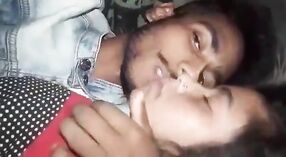 Chennai college students share their oral pleasure on cell phone 8 min 40 sec