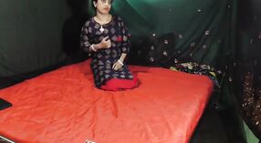 विवाहित बंगाली जोडप्यासह रात्री उशीरा सेक्स 0 मिन 0 सेकंद