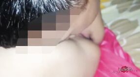 Desi porno video features Een Sri Lankaanse vrouw having seks met haar partner 1 min 10 sec