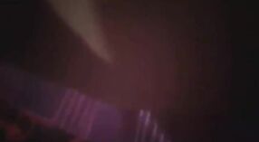 નગ્ન અને તૈયાર: એક વરાળવાળી એમએમએસ વિડિઓમાં એક નેપાળી મહિલા 7 મીન 00 સેકન્ડ