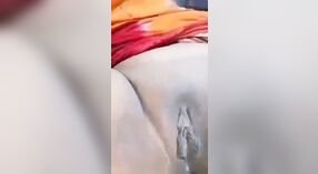 Unglücklicher Pahi Bhabi masturbiert mit seinem finger 1 min 30 s