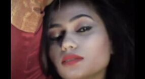 蒸し暑いオンラインポルノのためのインドの女の子のビデオキャスティング 5 分 20 秒