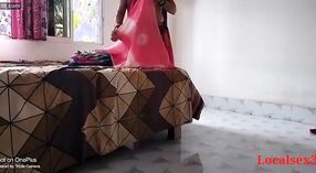 Horny Indian mommy gets naughty in a special XXX room 0 min 0 sec
