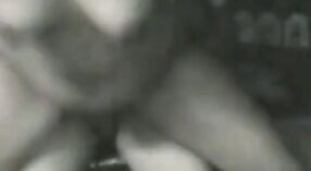 ಮೊಲ್ನ ಹಾಲಿನ ಥ್ರಷ್ ತೇವ ಮತ್ತು ಕಾಡು ಪಡೆಯುತ್ತದೆ 3 ನಿಮಿಷ 00 ಸೆಕೆಂಡು