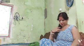 Desi bhabhi i jej mąż mają namiętny seks na stojąco 3 / min 20 sec