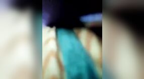 Video Mobil Sesi MMS Romantis Karela Bhabi 7 min 00 sec