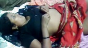 धोखा दे तेलुगु पत्नी शरारती हो जाता है गांव में 0 मिन 0 एसईसी
