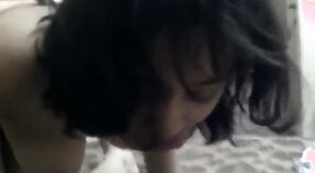 बस्टी देसी बायकोने व्हिडिओमध्ये तिच्या मित्रासह वाफेवर सत्राचा आनंद घेतला आहे 0 मिन 30 सेकंद