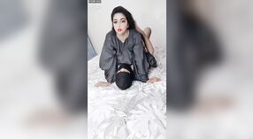 Milf india de grandes tetas tiene sexo con un chico que habla urdu 1 mín. 30 sec
