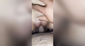 Ragazza pakistana con un corpo curvy in se6 video 1 min 10 sec
