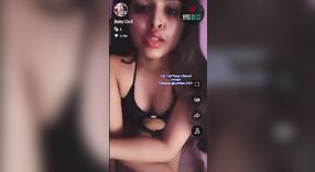 Sesi Tari Sensual Dolly 20-kudu nonton kanggo penggemar konten wanita solo 6 min 50 sec