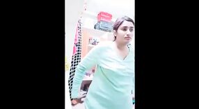 Swathi Babes ویڈیو تلاش ایک کامل فٹ کی طرف سے تبدیل ان کے جنسی مقامات 4 کم از کم 00 سیکنڈ