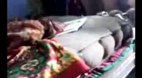 Biwi بیب کی فوری حملے: ایک مشت زنی ویڈیو 2 کم از کم 50 سیکنڈ