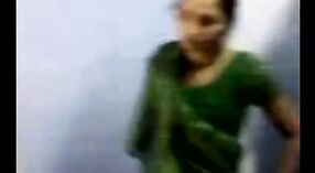 Biwi بیب کی فوری حملے: ایک مشت زنی ویڈیو 3 کم از کم 30 سیکنڈ