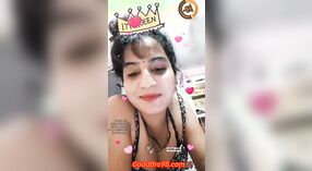 Indian beauty dances topless in a sensual tango with her fingers 0 min 0 sec