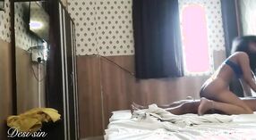 Petite amie indienne se fait défoncer dans une chambre d'hôtel 10 minute 20 sec