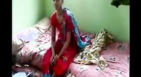 Indígena bhabhi recebe baixa e sujo com uma jovem devar em fumegante vídeo 5 minuto 20 SEC