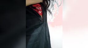 Married Bhabi Teases and Reveals Her Sexual Desires 0 min 50 sec