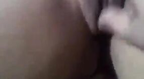 O melhor dos vídeos sensuais da Bhabha Indiana em Xxx.com 2 minuto 20 SEC