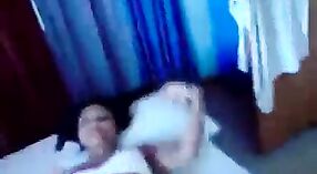Video di sesso caldo di MIA Saib con topseks hikoyalar 1 min 30 sec