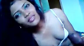 Video di sesso caldo di MIA Saib con topseks hikoyalar 0 min 40 sec