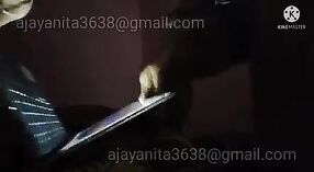 ইন্ডিয়া গ্রীষ্মের স্টেপসন তার ধাপে বাবা থেকে একটি পাঠ শিখেন 2 মিন 00 সেকেন্ড