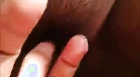 Indiana tia com grandes seios naturais fica duro anal batendo de seu sobrinho 0 minuto 50 SEC