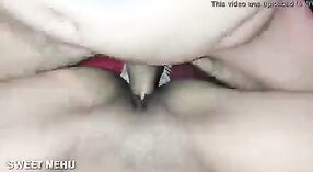 Vagina Bhabha yang dicukur mendapat perhatian yang layak dalam video panas ini 2 min 50 sec