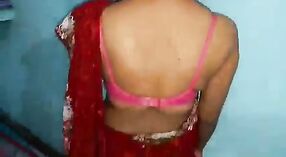 Sessão solo sensual da mulher indiana no shoo shoo qatr 0 minuto 0 SEC