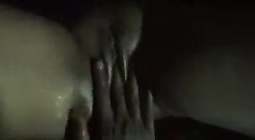 Чувственное купание индийского подростка в порно видео 3 минута 50 сек