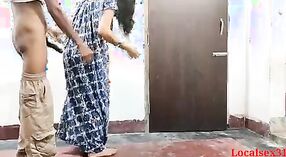 Nhỏ boobed Ấn độ vợ được đập trong khiêu dâm video 2 tối thiểu 20 sn