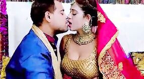 Индийская шлюха получает массаж своей большой задницы во время нового брака 3 минута 40 сек