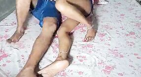 Indyjski bhabhi z duży piersi cieszy hardcore pierdolony w to xxx wideo 5 / min 00 sec