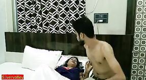 Hint tıp öğrencisi Hintçe videoda hastayla ateşli seks yapıyor 1 dakika 40 saniyelik