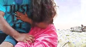Indiase seks praten video featuring een heet paar 0 min 0 sec