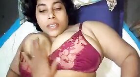 शरारती बहन और उसके भाई में संलग्न गुदा सेक्स में स्कूल वीडियो 3 मिन 20 एसईसी