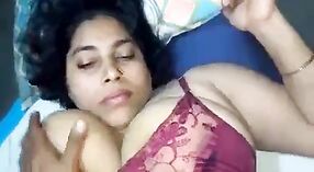 शरारती बहन और उसके भाई में संलग्न गुदा सेक्स में स्कूल वीडियो 6 मिन 20 एसईसी