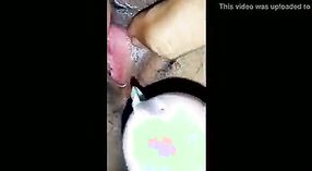 Hardcore-Porno-Video einer College-Gruppenparty mit einem bangladeschischen Mädchen 2 min 00 s