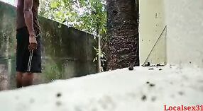 இந்திய முஸ்லீம் உடன்பிறப்புகள் நீராவி வீட்டு உடலுறவில் ஈடுபடுகிறார்கள் 0 நிமிடம் 0 நொடி