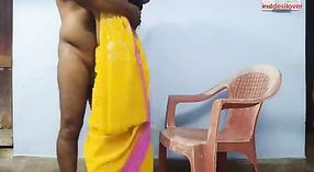 Satysfakcjonujący Seks analny z ciepłą indyjską dziewczyną w zamian za promocję 0 / min 0 sec