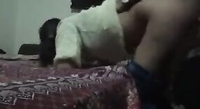देसी के प्रेमी इस वास्तविक जीवन अश्लील वीडियो में शरारती हो जाता है 13 मिन 40 एसईसी