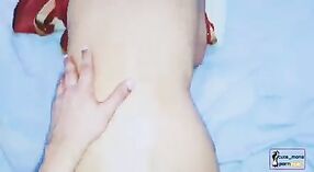 رحلة ساكسي منى سوهاغرات المثيرة عبر مواقف مختلفة في هذا الفيديو الإباحي عبر الإنترنت 2 دقيقة 50 ثانية