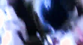 College camz vidéo d'une bhabhi se faisant caresser et peloter par son cousin 1 minute 20 sec