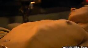 দেশির বাষ্পীয় অশ্লীল চলচ্চিত্রের জন্য পাগালার পরিকল্পনা প্রকাশিত হয়েছে 1 মিন 40 সেকেন্ড